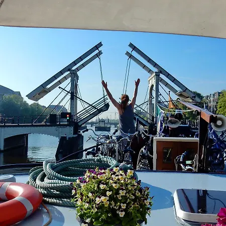 Hotelschip 'ali-b2'