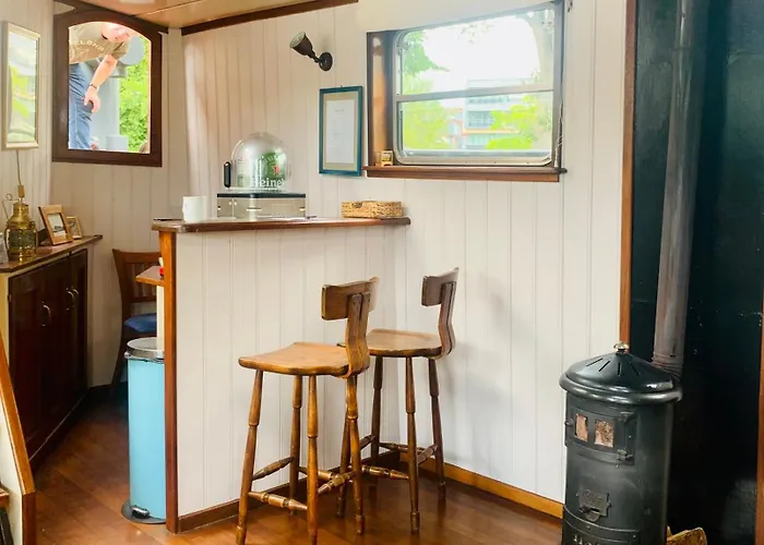 بوتيل B&boatel Alibii